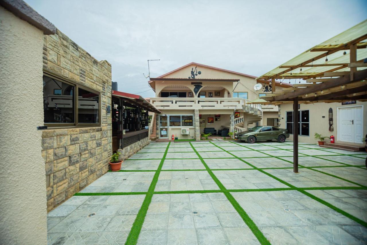 Nap Apartment Hotel Dansoman Exterior foto